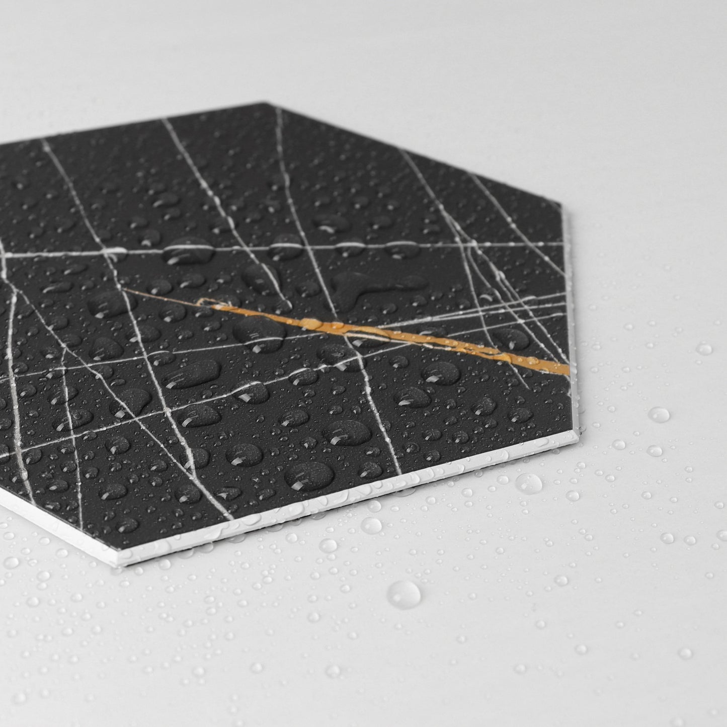 Wall Tile Black Gold